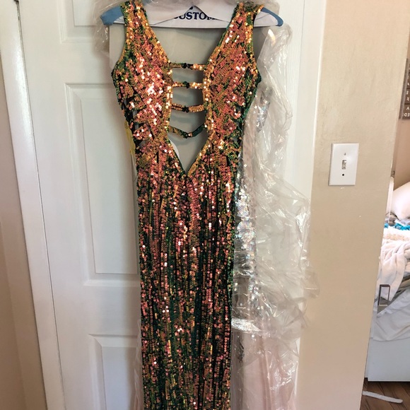 Sequin Gown - Picture 5 of 8